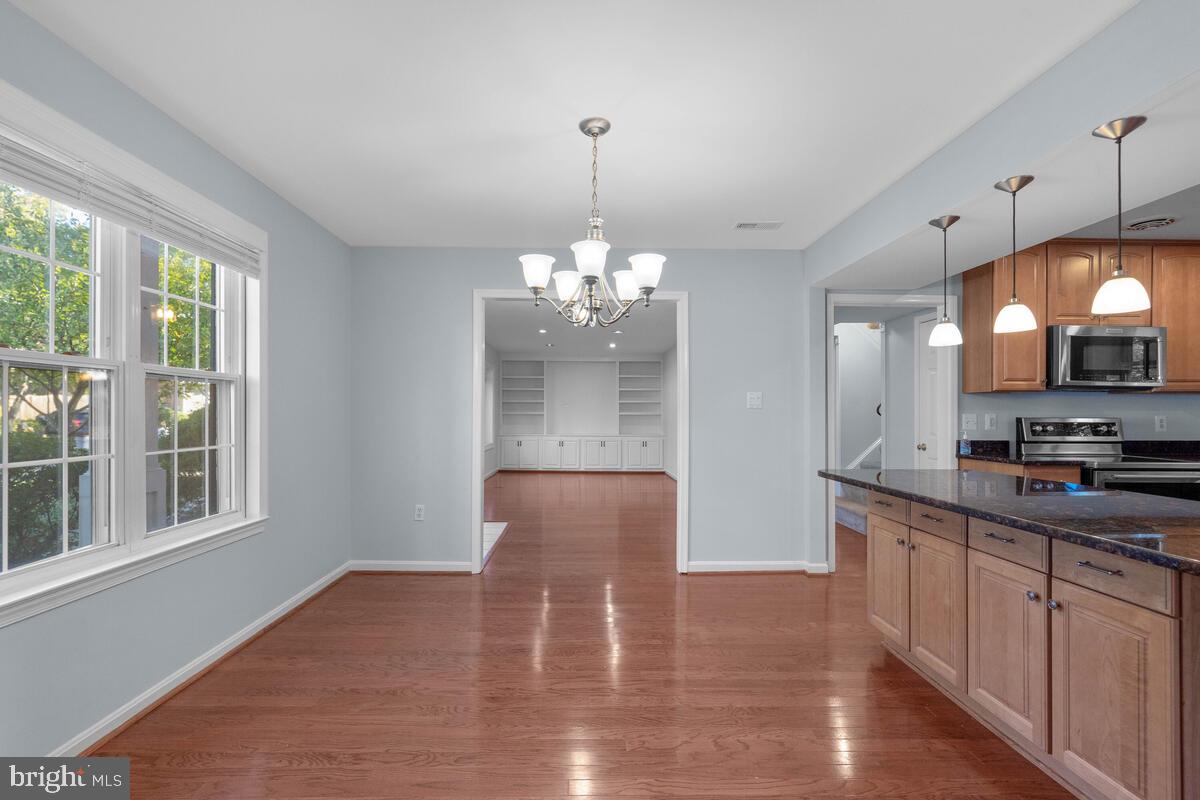 6800 Ontario Street Springfield, VA 22152 - Photo 9 of 45 Gallery Image 9