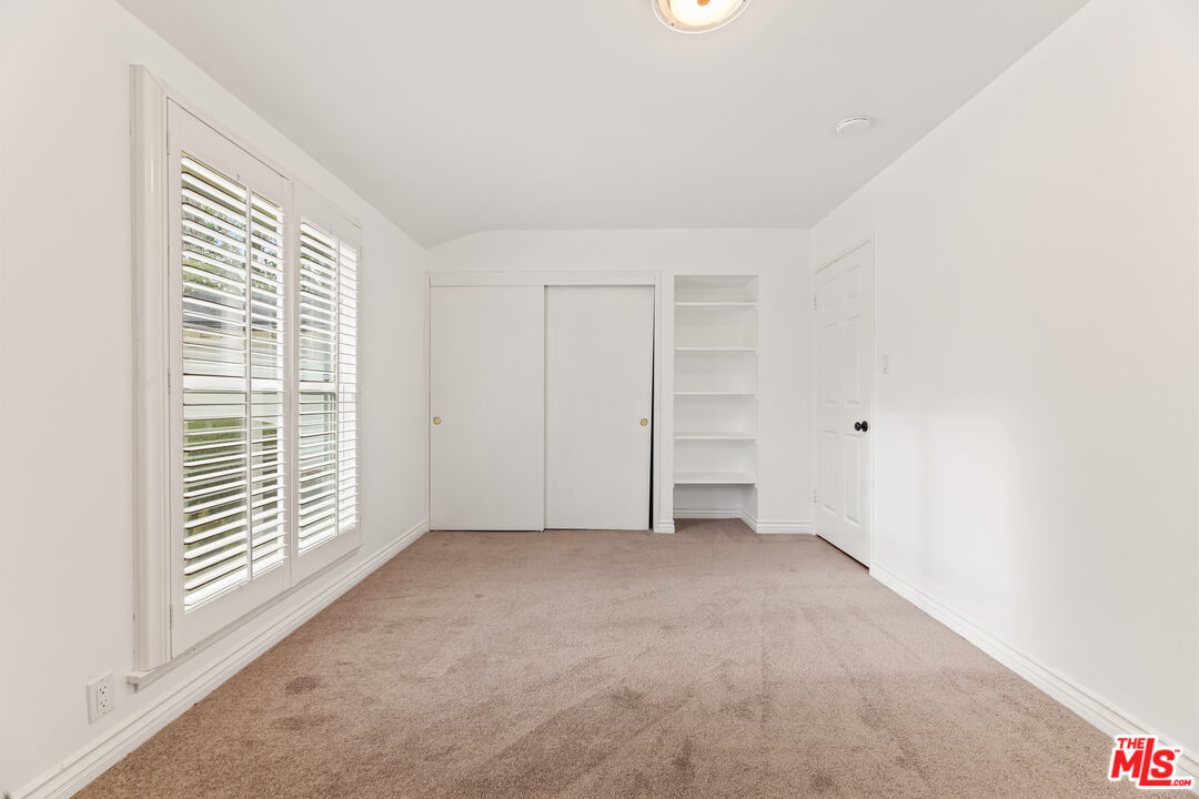 1150 Coronet Avenue Pasadena, CA 91107 - Photo 22 of 53