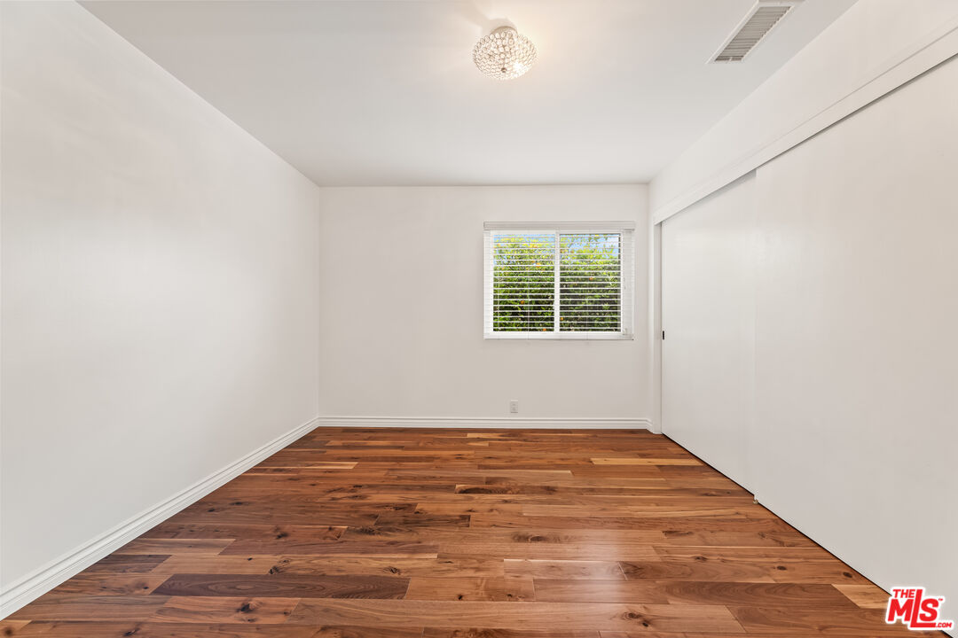 1150 Coronet Avenue Pasadena, CA 91107 - Photo 34 of 53