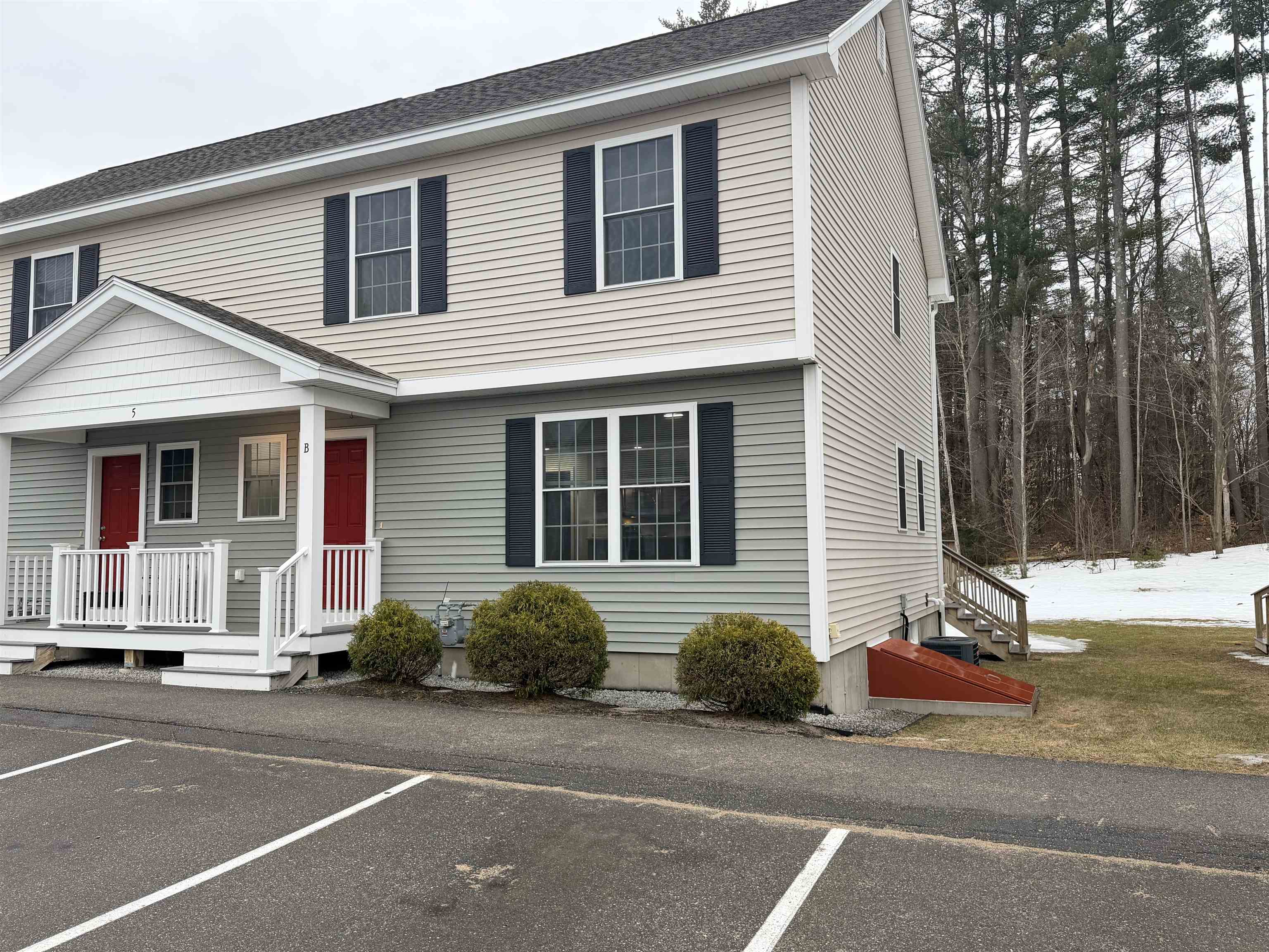 5 B Red Oak Way Boscawen, NH 03303 - Photo 1 of 41