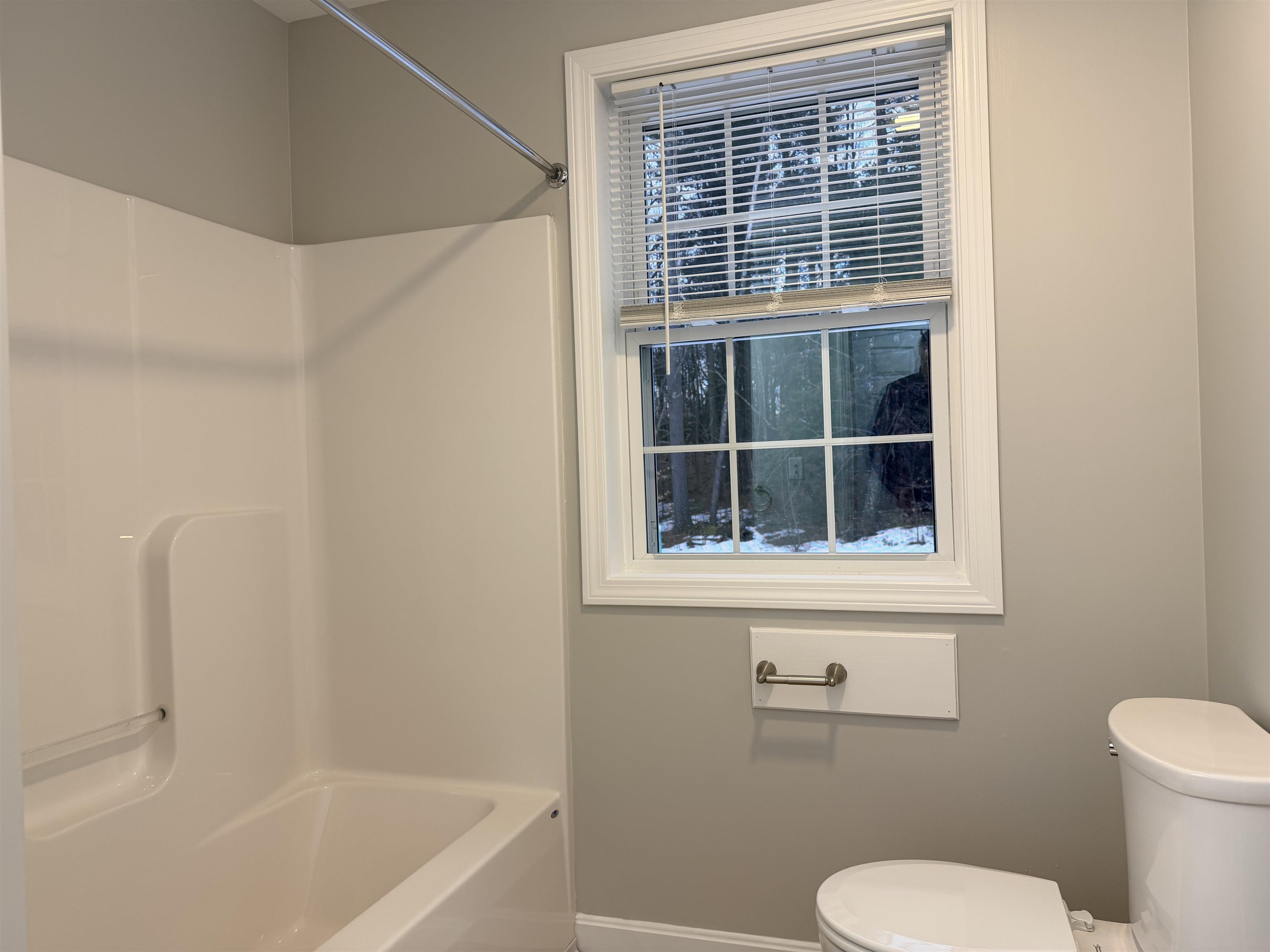 5 B Red Oak Way Boscawen, NH 03303 - Photo 13 of 41