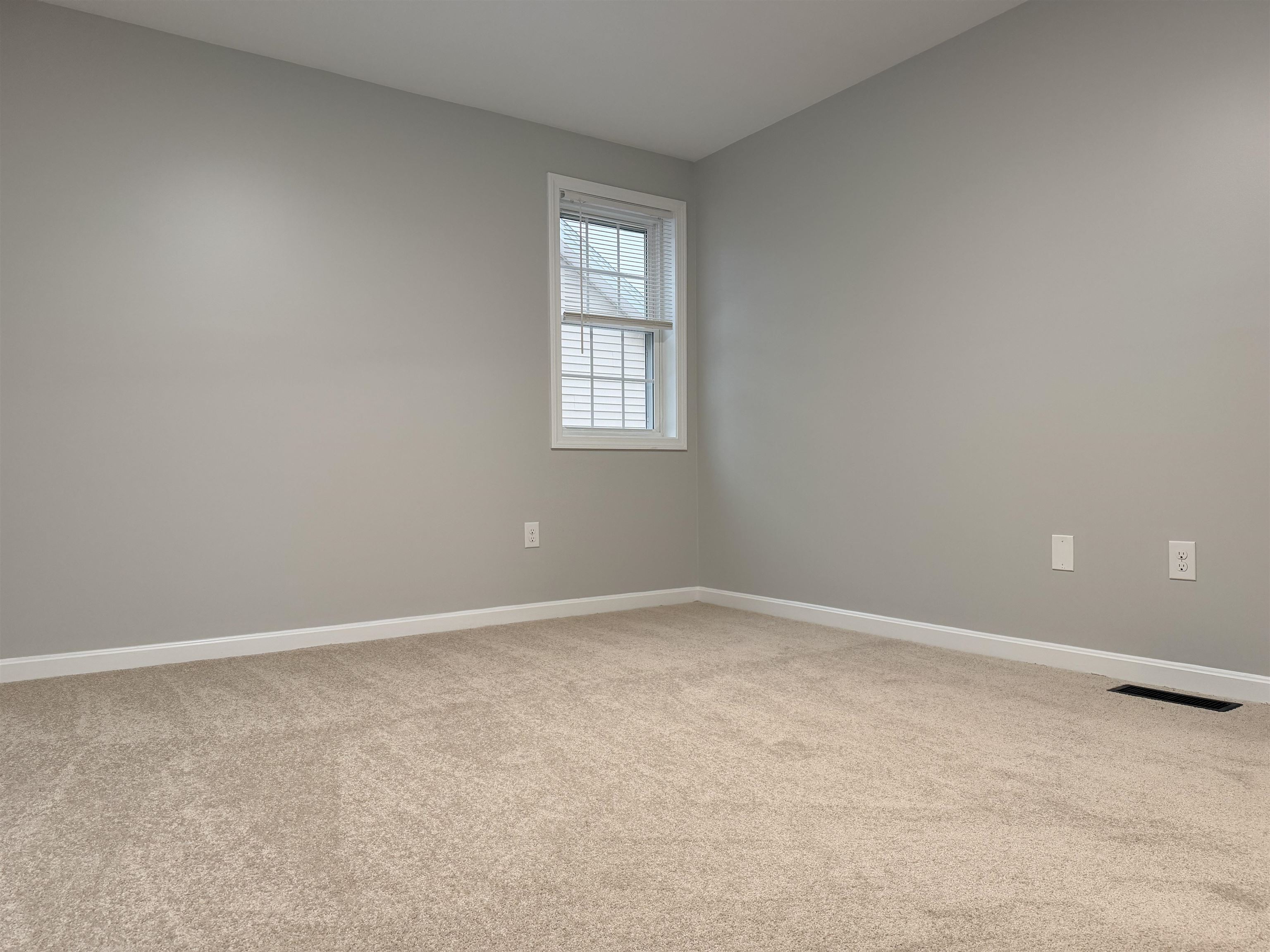 5 B Red Oak Way Boscawen, NH 03303 - Photo 22 of 41