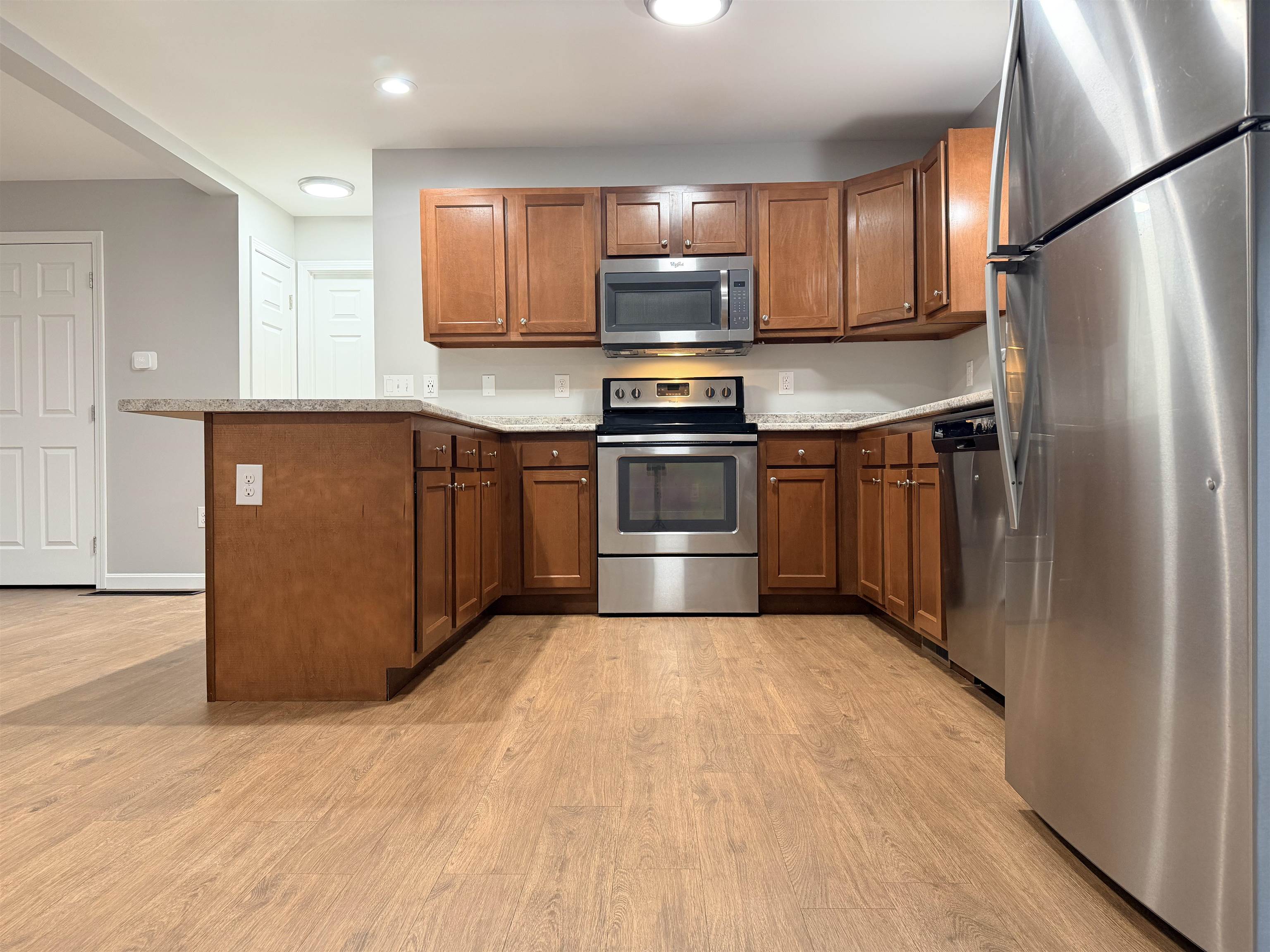 5 B Red Oak Way Boscawen, NH 03303 - Photo 8 of 41
