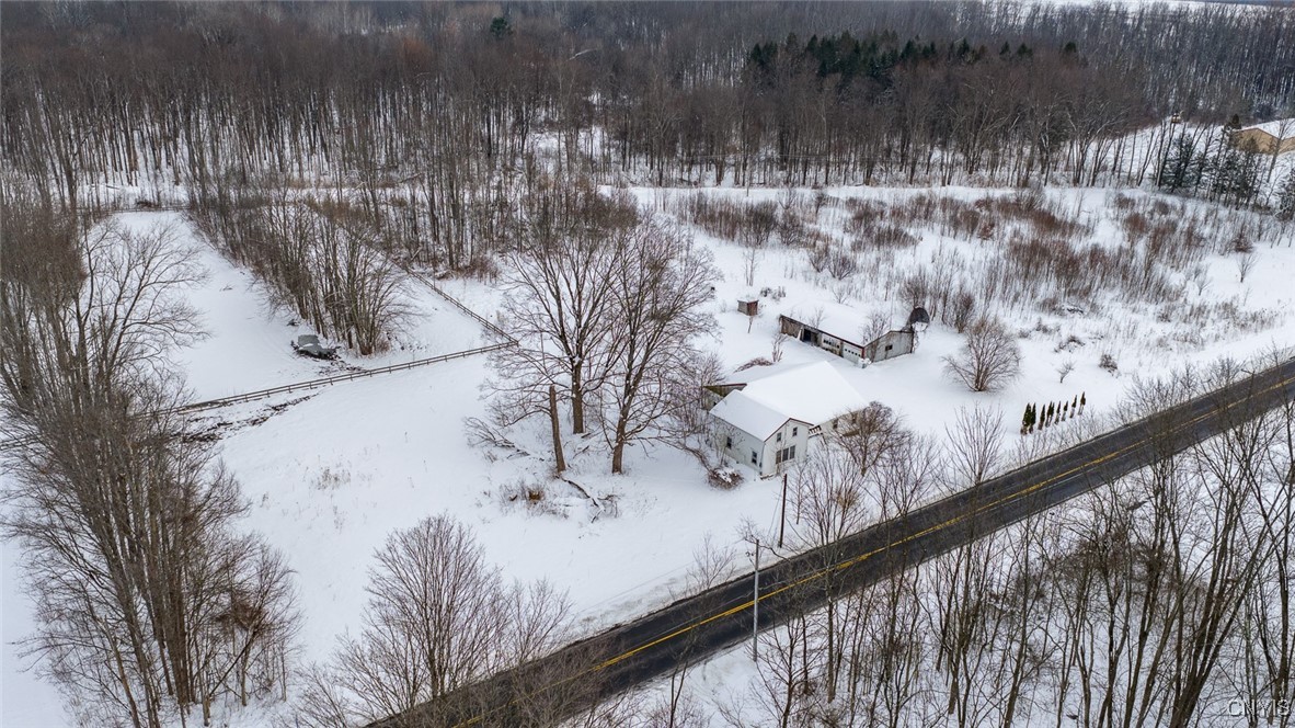 8264 Lewis Point Road Lenox, NY 13032 - Photo 2 of 18