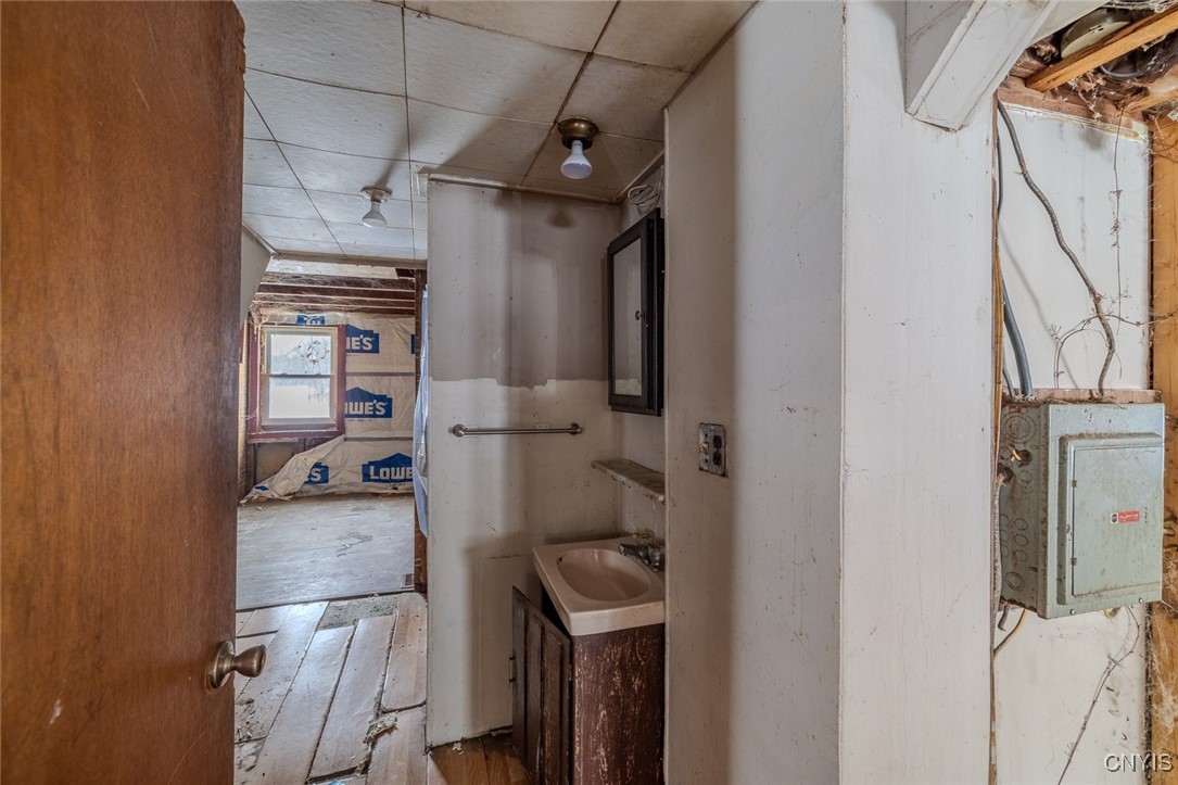 8264 Lewis Point Road Lenox, NY 13032 - Photo 10 of 18