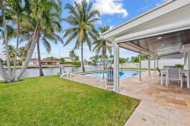 a view of a big room with air conditioner duct and materials on floor