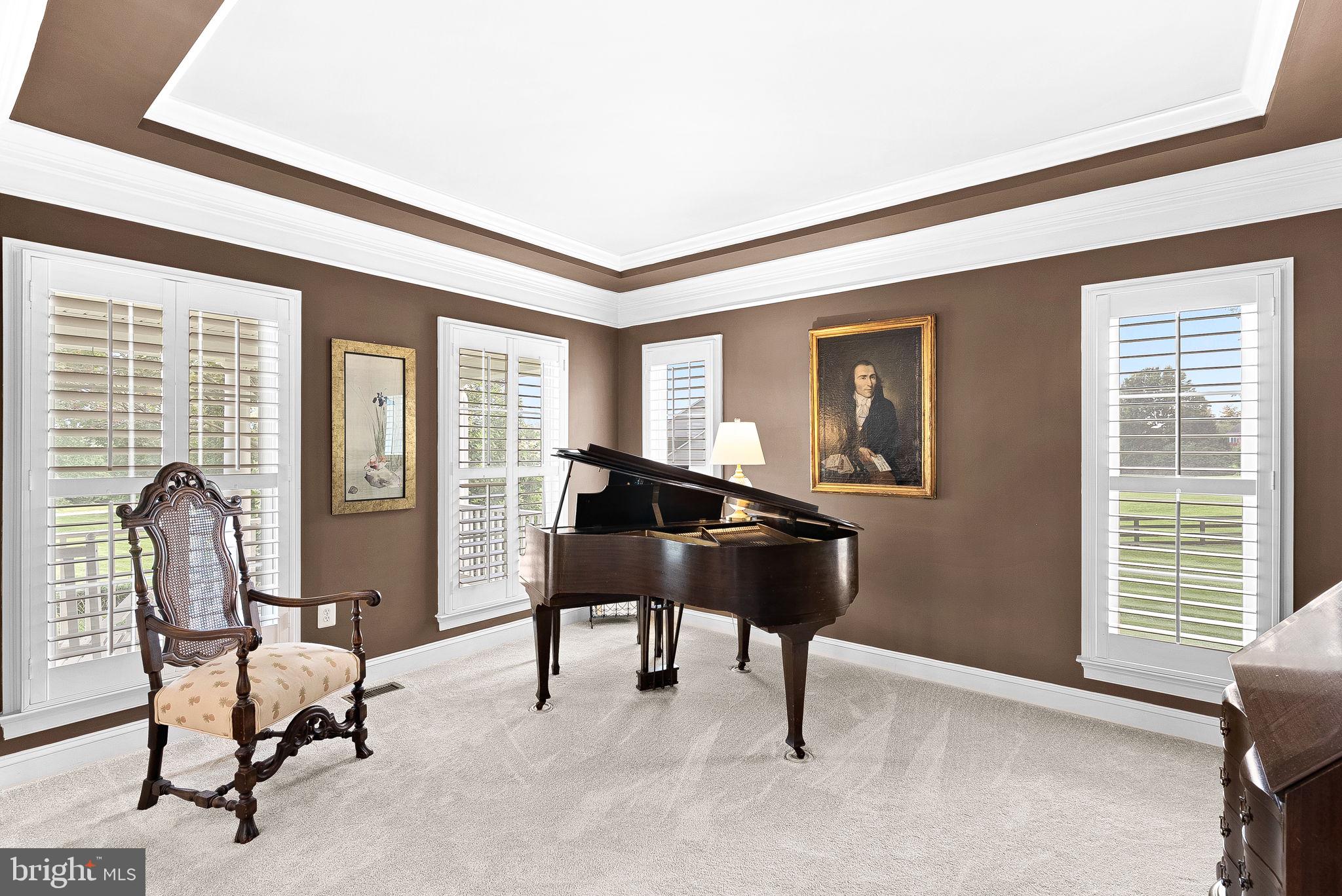 16534 Goldencrest Circle Purcellville, VA 20132 - Photo 14 of 117 Gallery Image 14