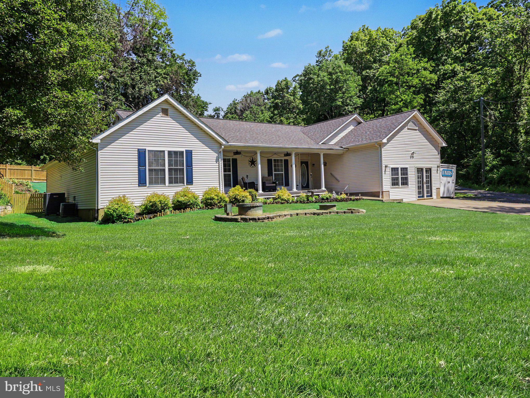 7462 Keith Road Warrenton, VA 20186 - Photo 2 of 37 Front