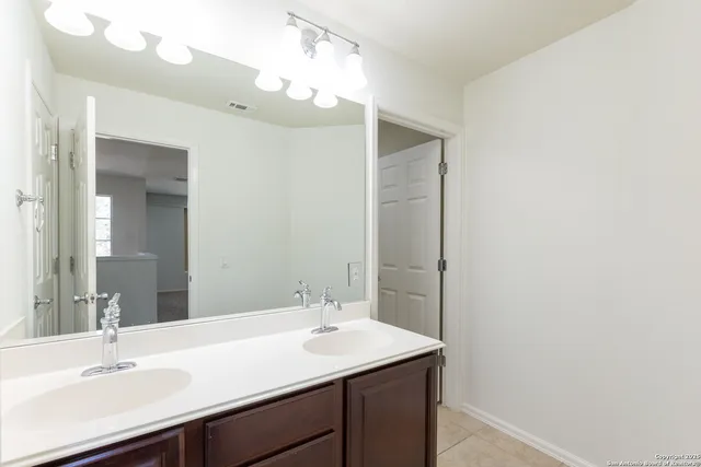 $2,300 | 12606 Texas Gold, San Antonio, TX 78253