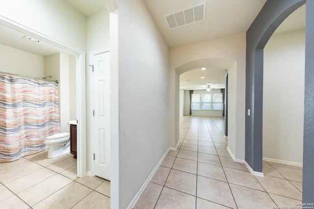 $2,300 | 12606 Texas Gold, San Antonio, TX 78253