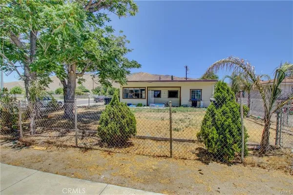 $1,595 | 193 West Washburn Avenue, Unit A, San Jacinto, CA 92583