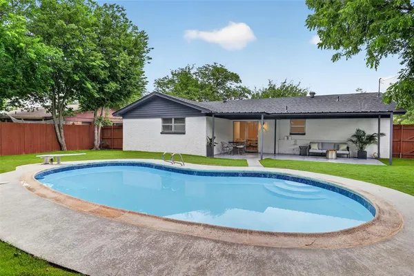 $285,000 | 1012 Edna Drive, Everman, TX 76140