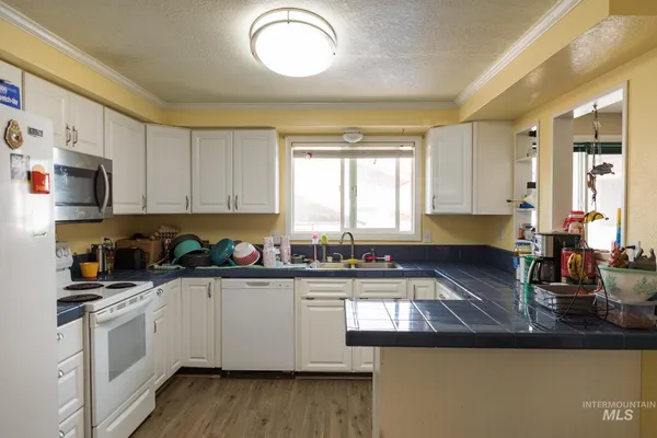 $399,900 | 1145 Southwest 11th Avenue, Ontario, OR 97914