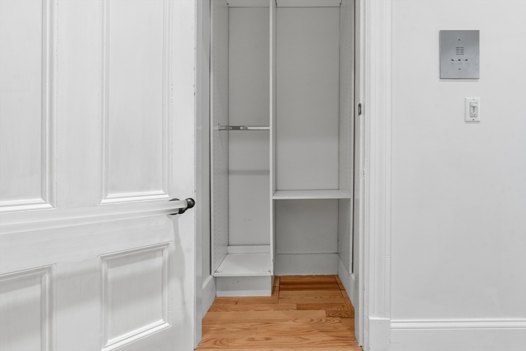 286 Beacon Street, Unit 1 Boston, MA 02116 - Photo 22 of 30