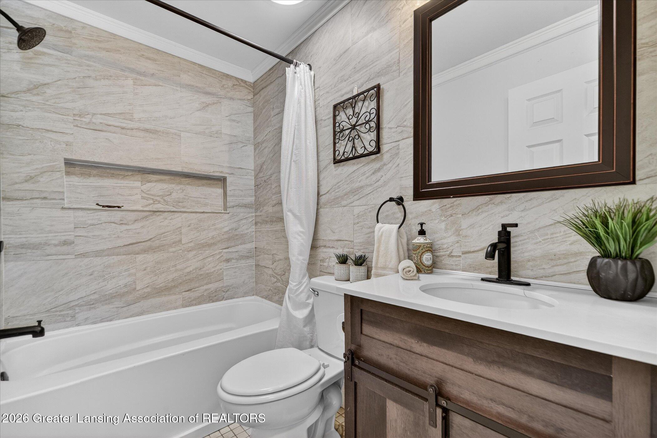 4027 Franklin Road Jackson, MI 49203 - Photo 25 of 48 26-4027-Franklin-Rd-Jackson-MI-49203-Win