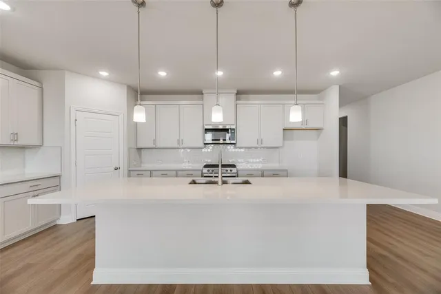 $620,414 | 4113 Poe Avenue, Aubrey, TX 76227