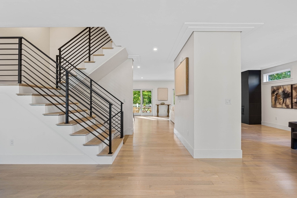 15 Oxbow Road Lynnfield, MA 01940 - Photo 2 of 42