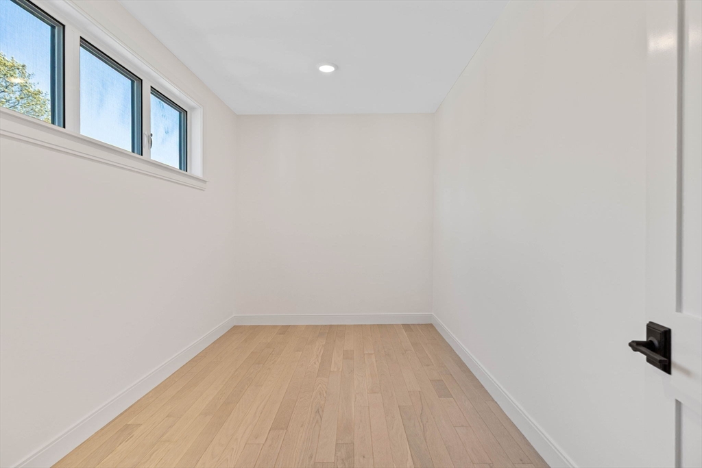 15 Oxbow Road Lynnfield, MA 01940 - Photo 22 of 42