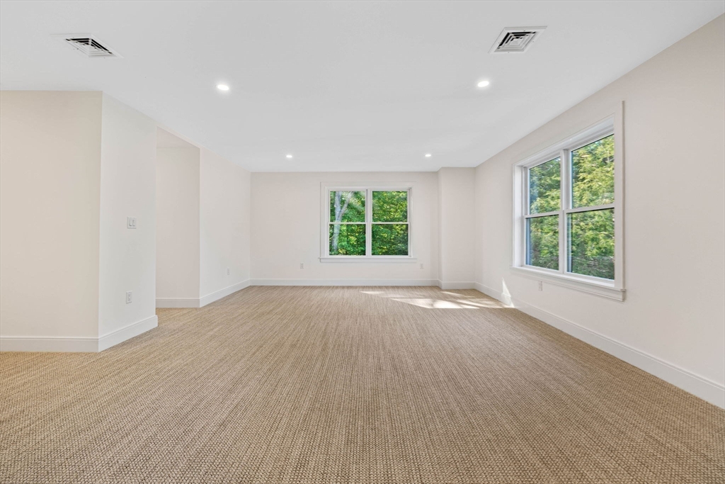 15 Oxbow Road Lynnfield, MA 01940 - Photo 34 of 42