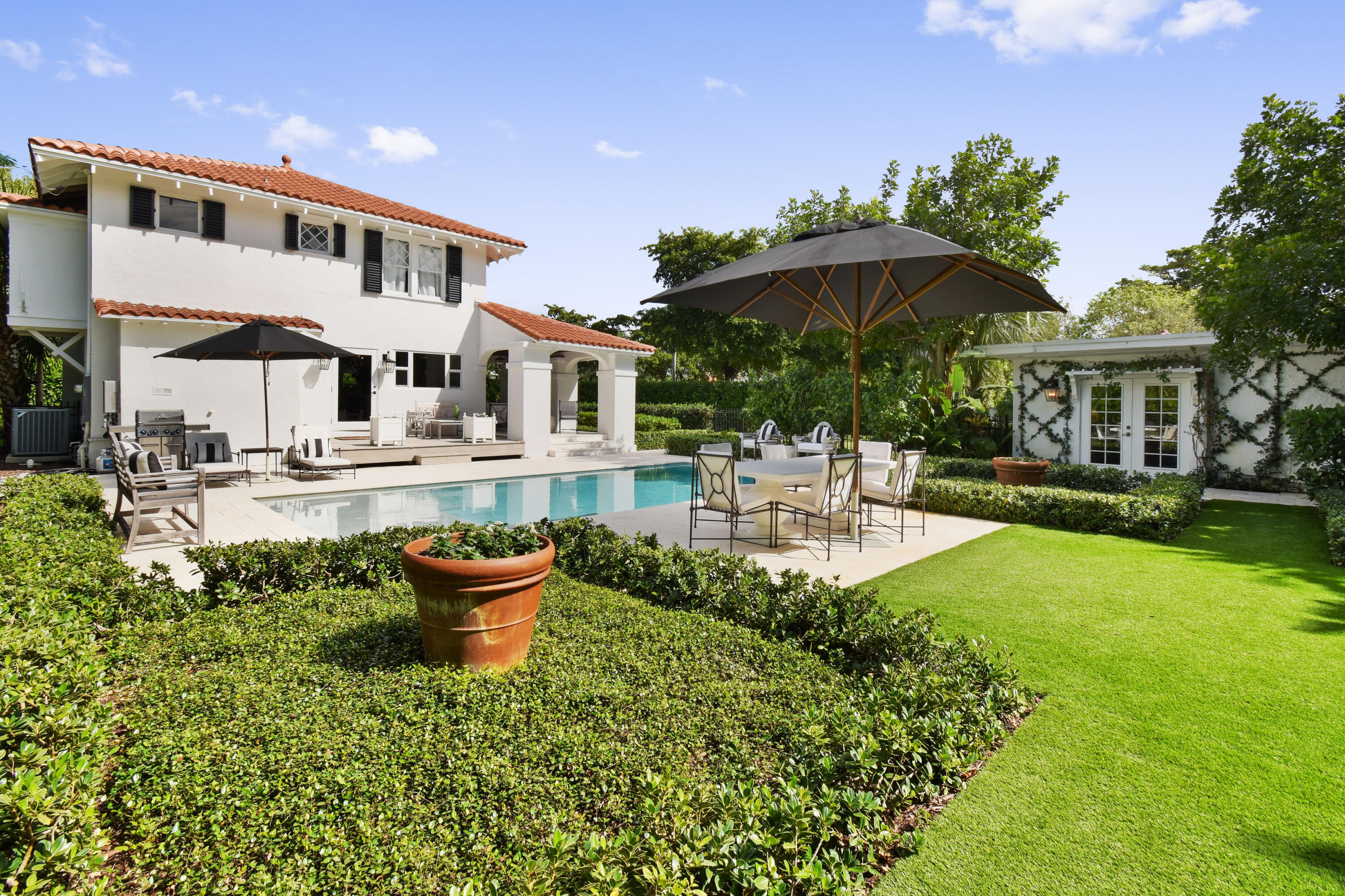300 Buckingham Road West Palm Beach, FL 33405 - Photo 12 of 55 300BuckinghamDrive_41