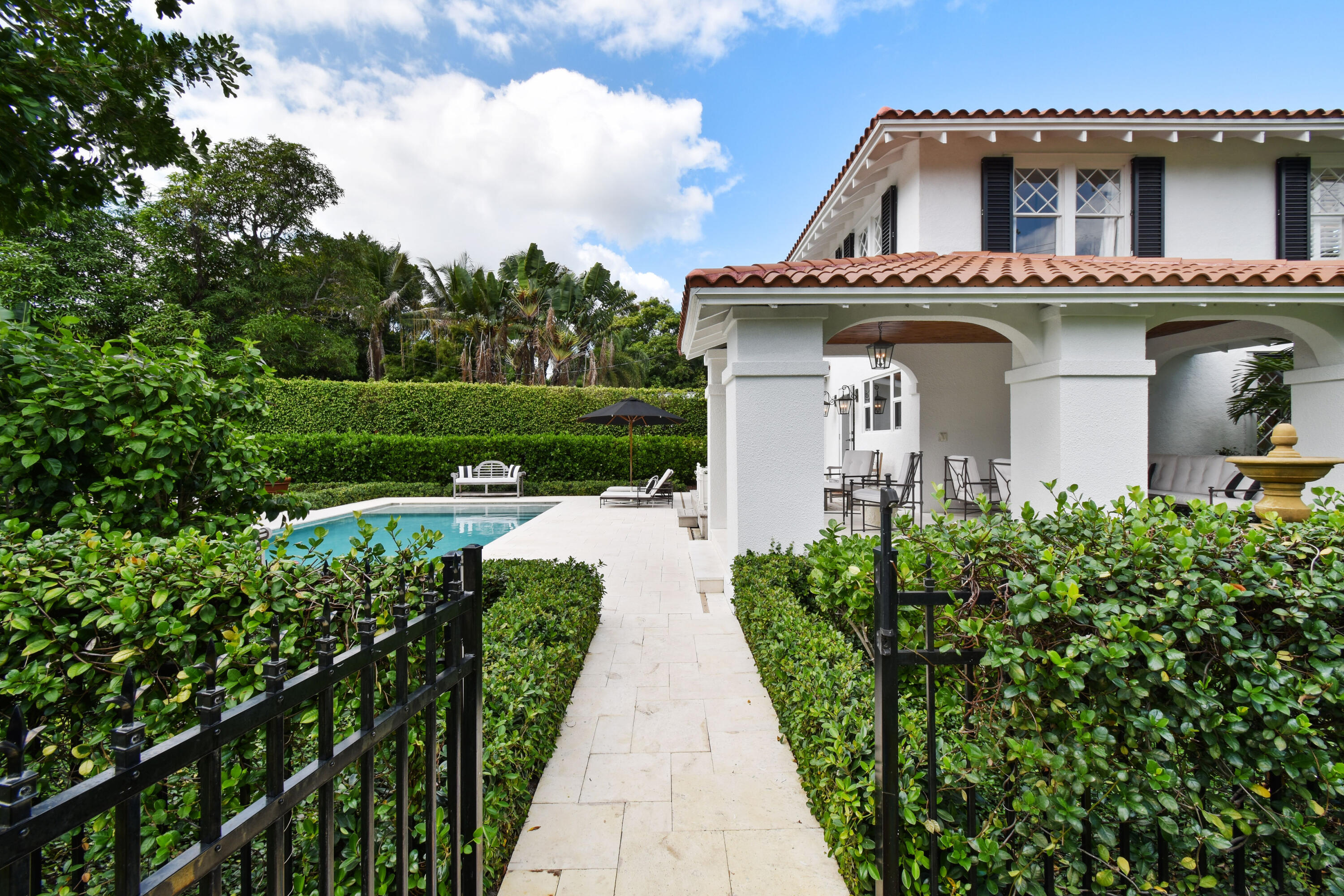 300 Buckingham Road West Palm Beach, FL 33405 - Photo 51 of 55 300BuckinghamDrive_43