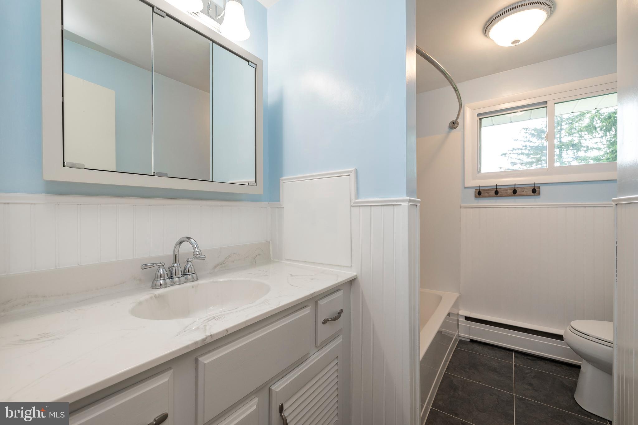 53 Buckwalter Road Pottstown, PA 19465 - Photo 22 of 33 Full hall bath