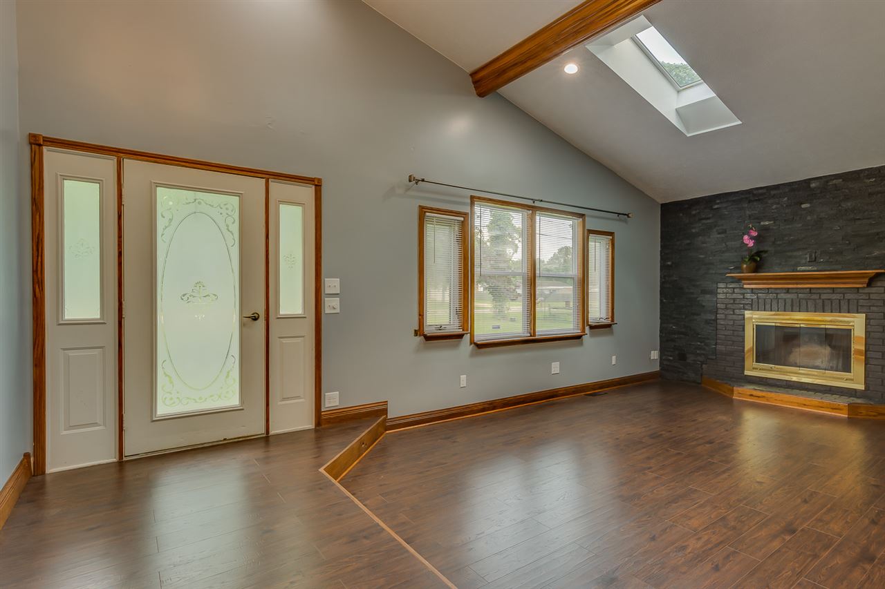 55055 Currant Road Mishawaka, IN 46545 - Photo 8 of 26 Gallery Image 8