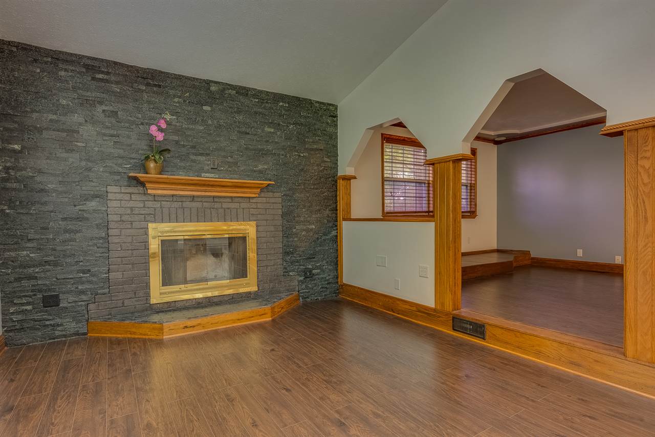 55055 Currant Road Mishawaka, IN 46545 - Photo 9 of 26 Gallery Image 9