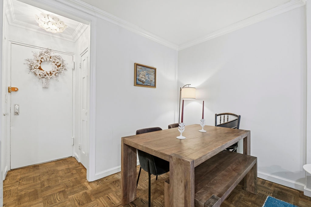 315 East 72nd Street, Unit 8D Manhattan, NY 10021 - Photo 10 of 17