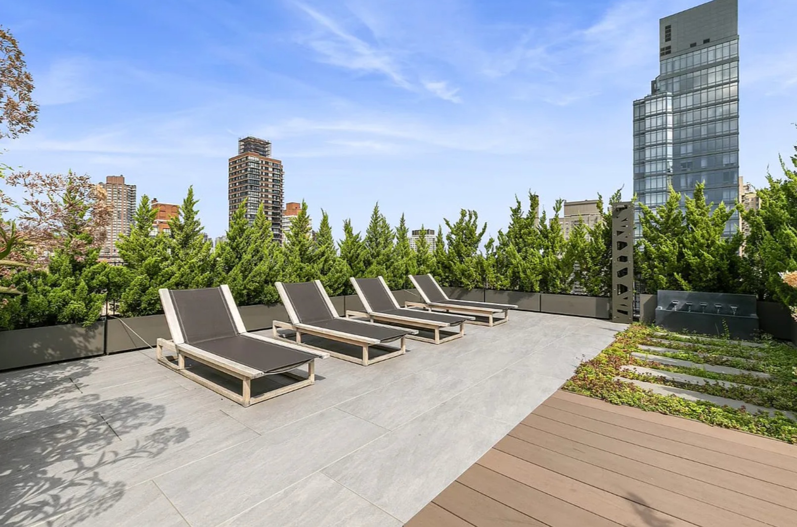 315 East 72nd Street, Unit 8D Manhattan, NY 10021 - Photo 16 of 17