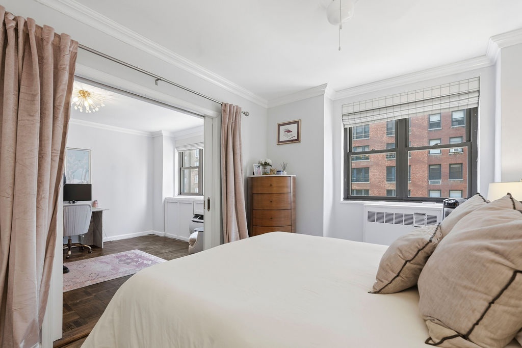 315 East 72nd Street, Unit 8D Manhattan, NY 10021 - Photo 8 of 17