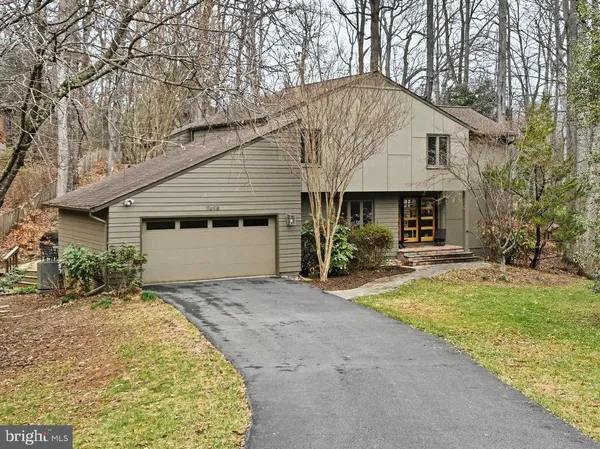 $1,450,000 | 11698 Fox Glen Drive, Oakton, VA 22124