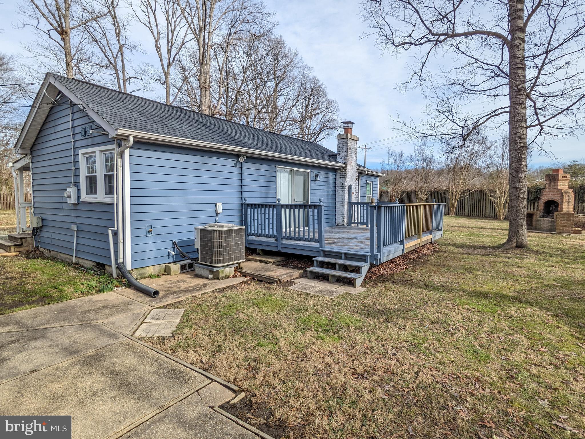 302 Biddle Road Accokeek, MD 20607 - Photo 14 of 43 Rear of Home with Deck