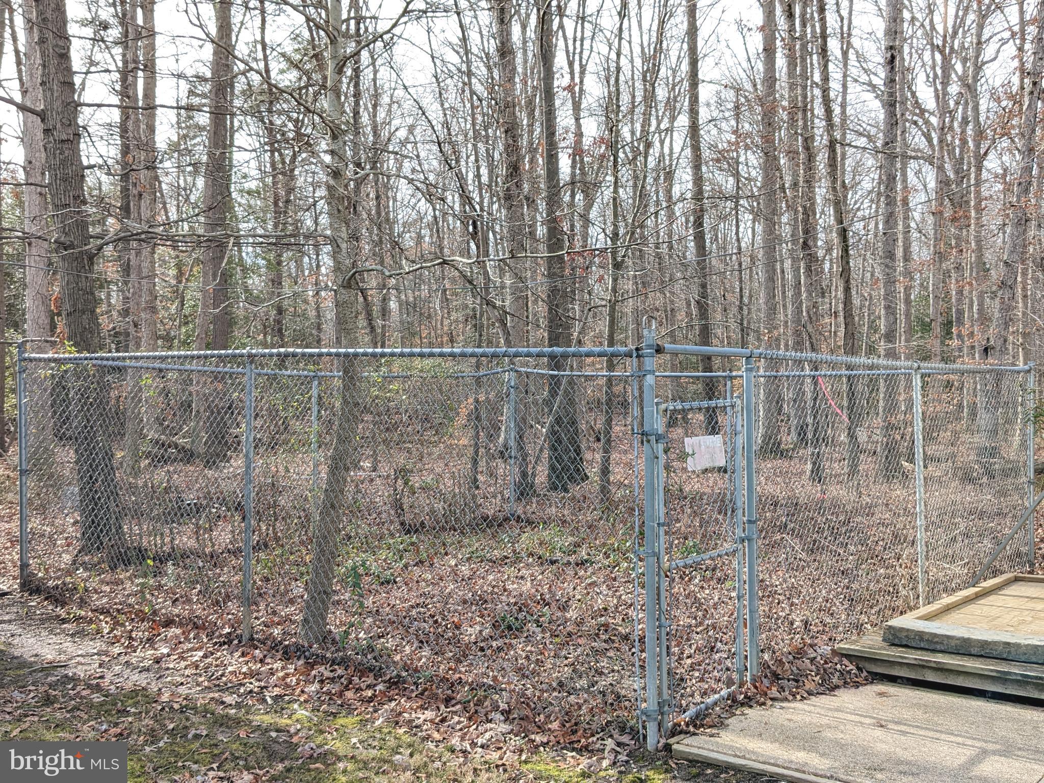 302 Biddle Road Accokeek, MD 20607 - Photo 18 of 43 Fenced Yard Area