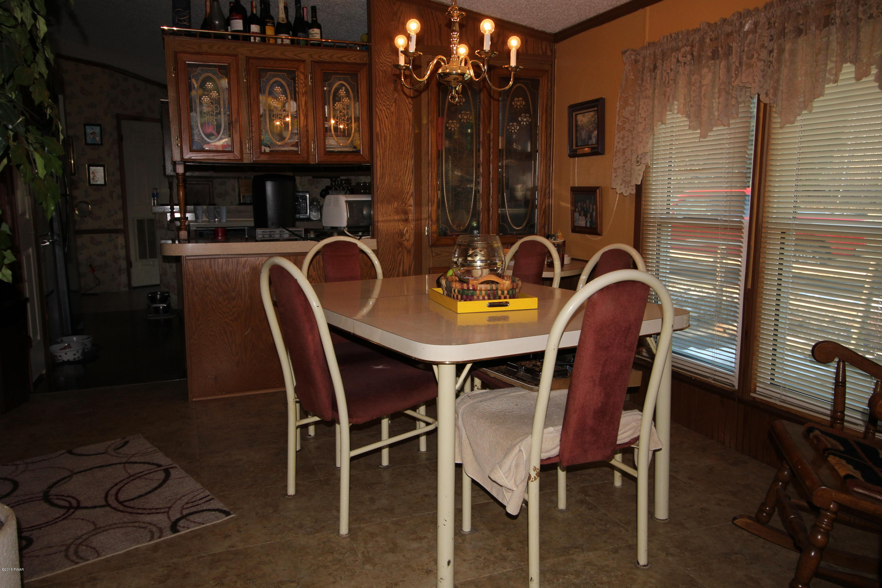 109 Parry Road Moscow, PA 18444 - Photo 17 of 48 DINING ROOM