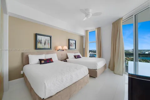 $4,450,000 | 16051 Collins Avenue, Unit 2503, Sunny Isles Beach, FL 33160