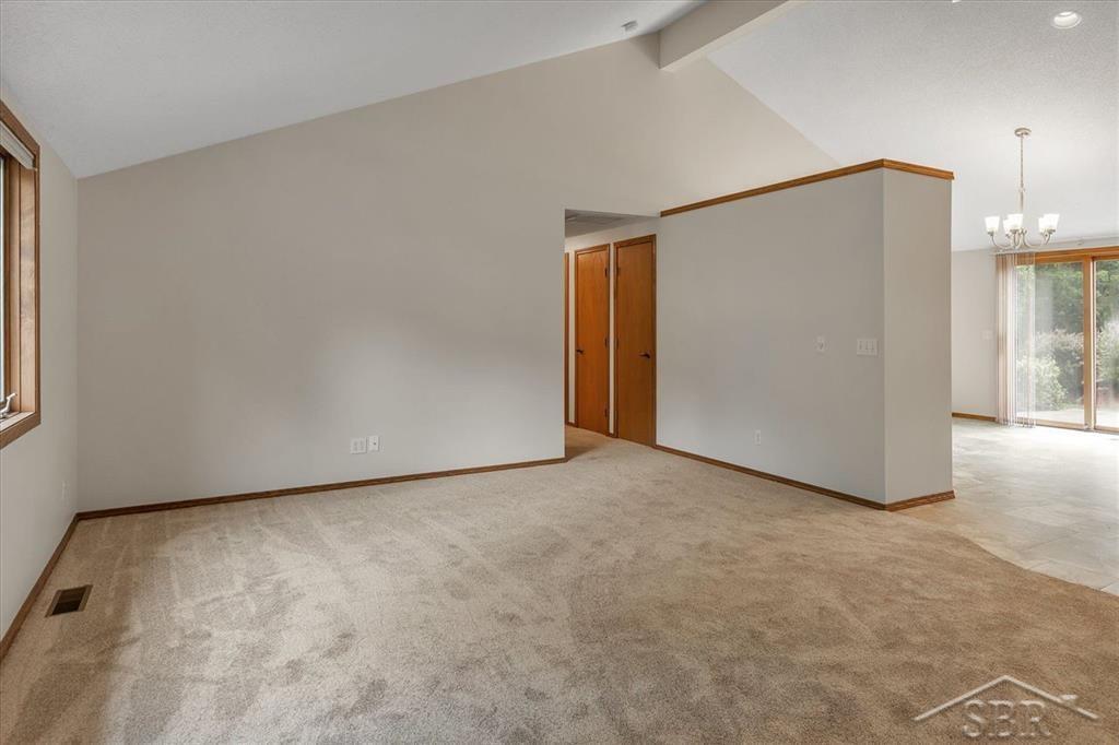 5114 Raintree Drive Midland, MI 48640 - Photo 4 of 26 50048901-3.JPG