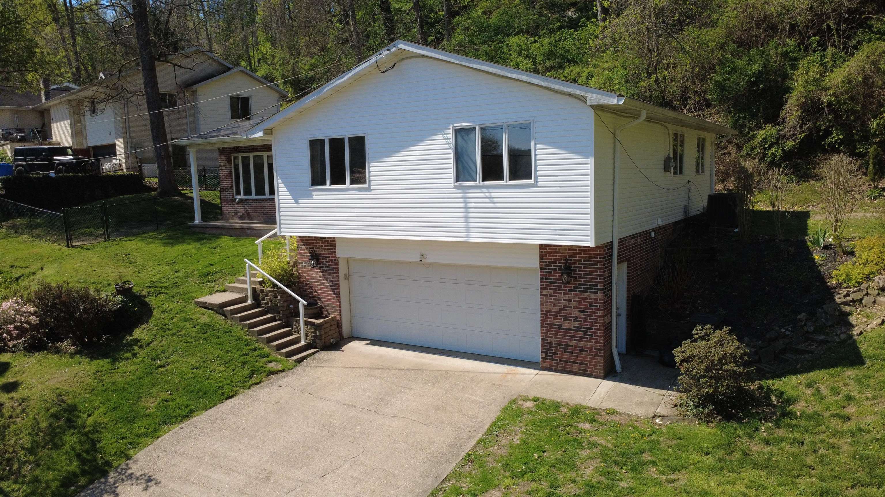 1649 Ritter Boulevard Huntington, WV 25701 - Photo 2 of 21 Gallery Image 2