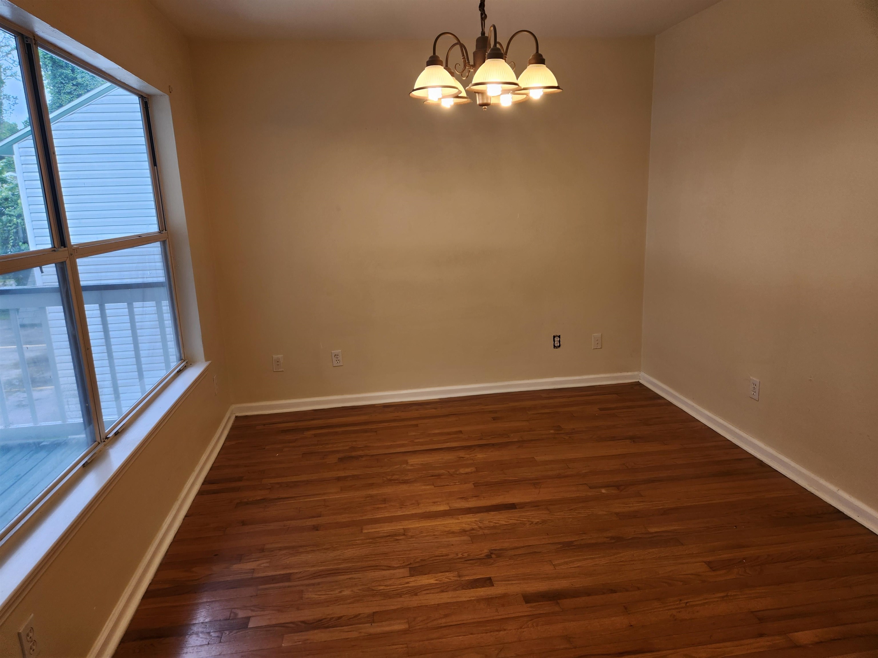 528 Collinsford Road Tallahassee, FL 32301 - Photo 4 of 23