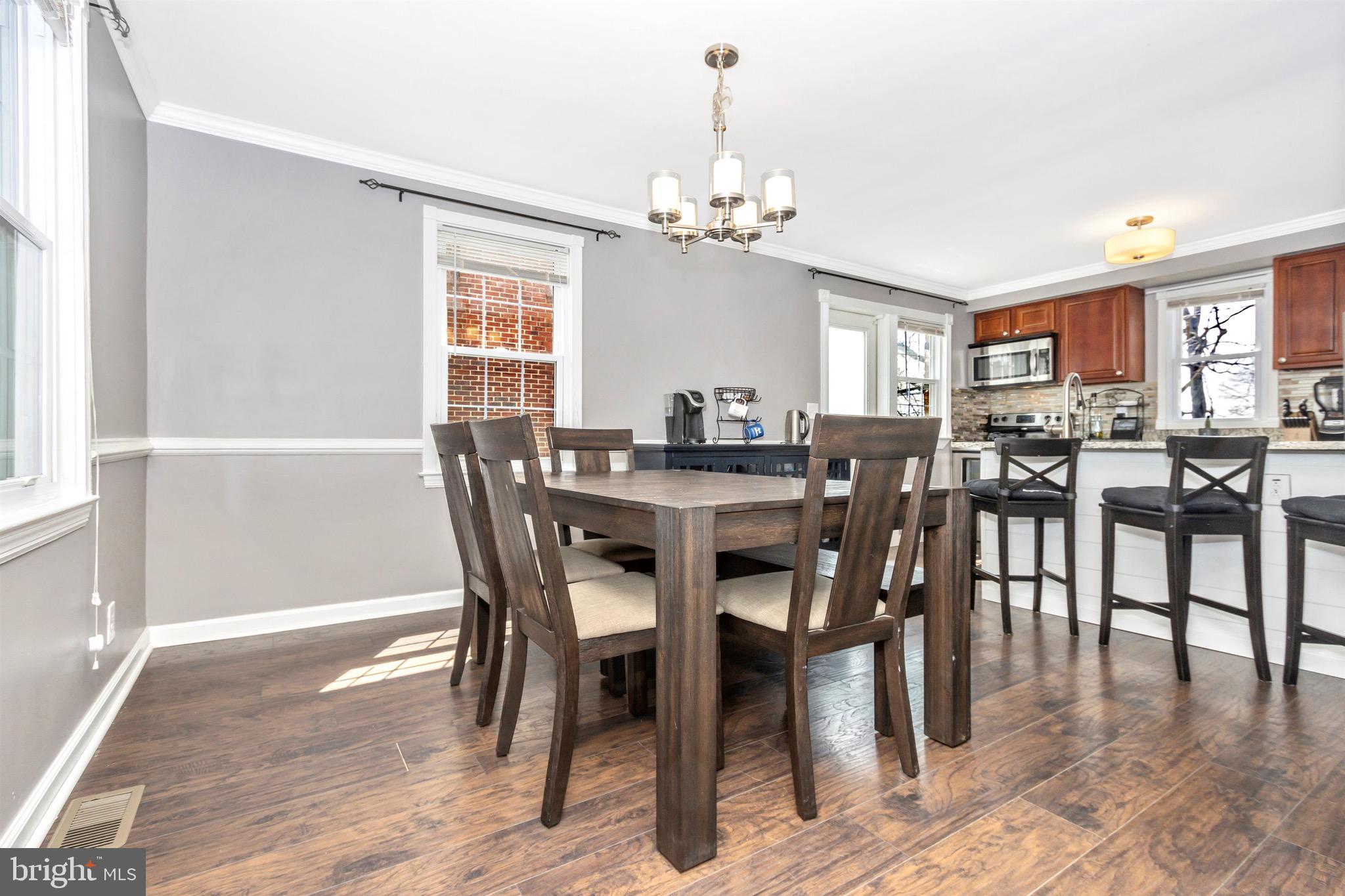 7032 Deerfield Road Pikesville, MD 21208 - Photo 10 of 49 Gallery Image 10