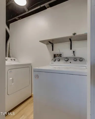 $299,900 | 2549 Bay Street, Bristol, TN 37620