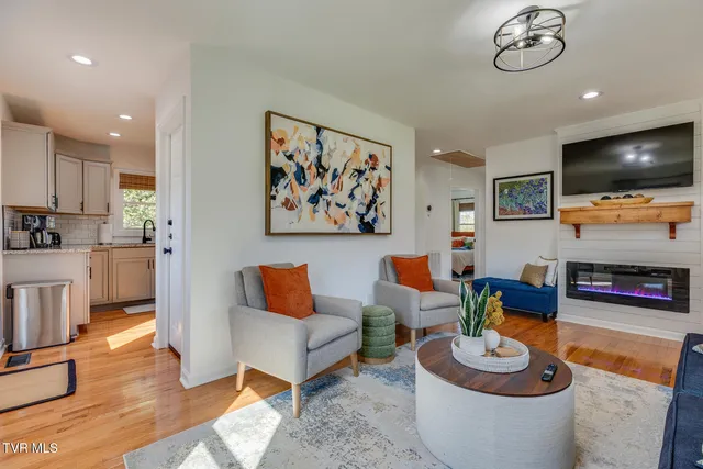 $299,900 | 2549 Bay Street, Bristol, TN 37620