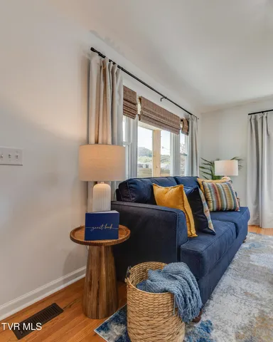 $299,900 | 2549 Bay Street, Bristol, TN 37620