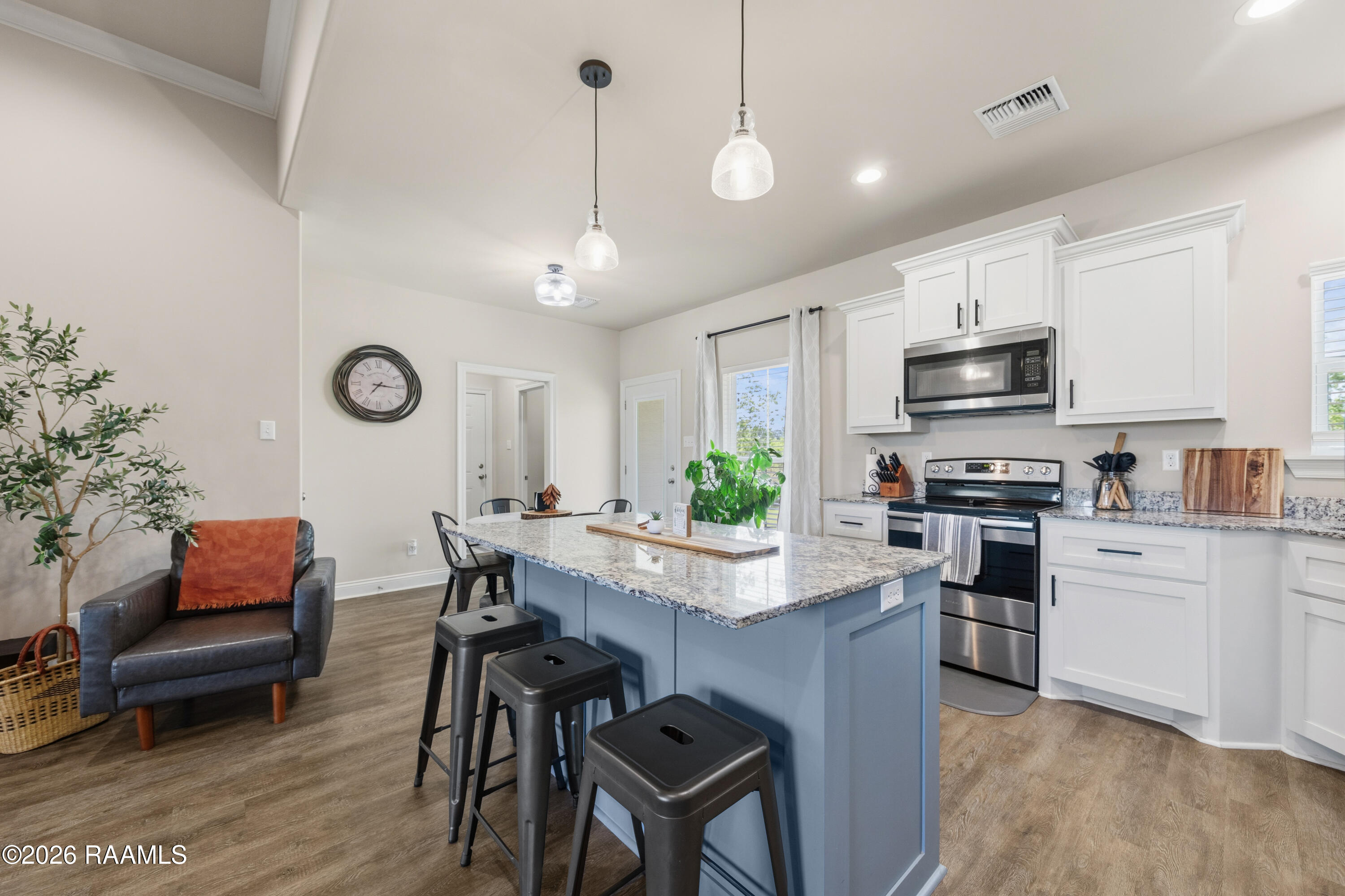 261 Grande Rue Church Point, LA 70525 - Photo 7 of 32 261GrandRue-29