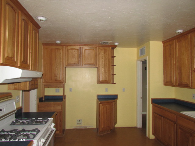 2802 East Devon Street Tucson, AZ 85716 - Photo 11 of 36