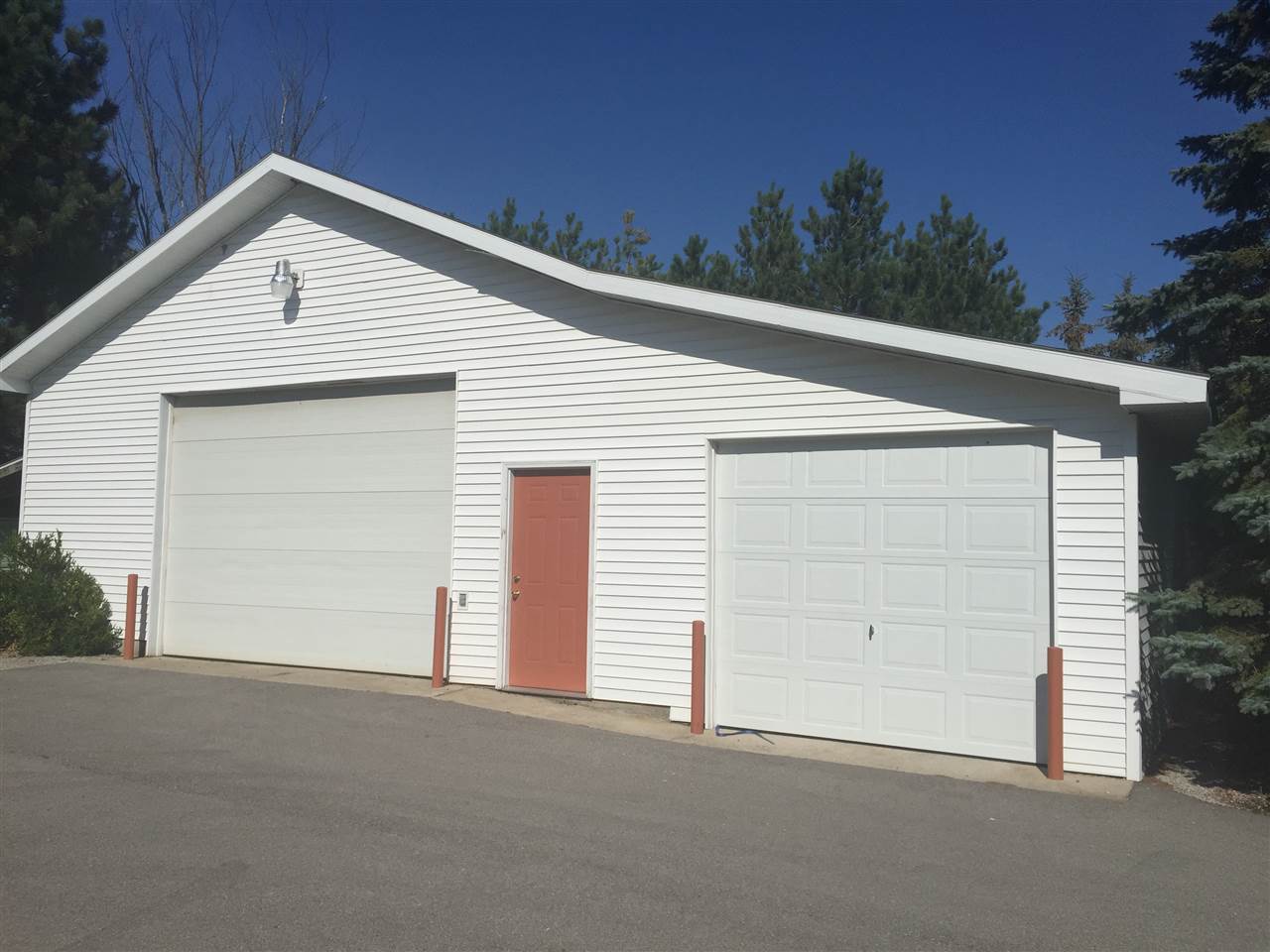 9090 South Coleman Road Maple City, MI 49664 - Photo 75 of 78 1829147-76.JPG