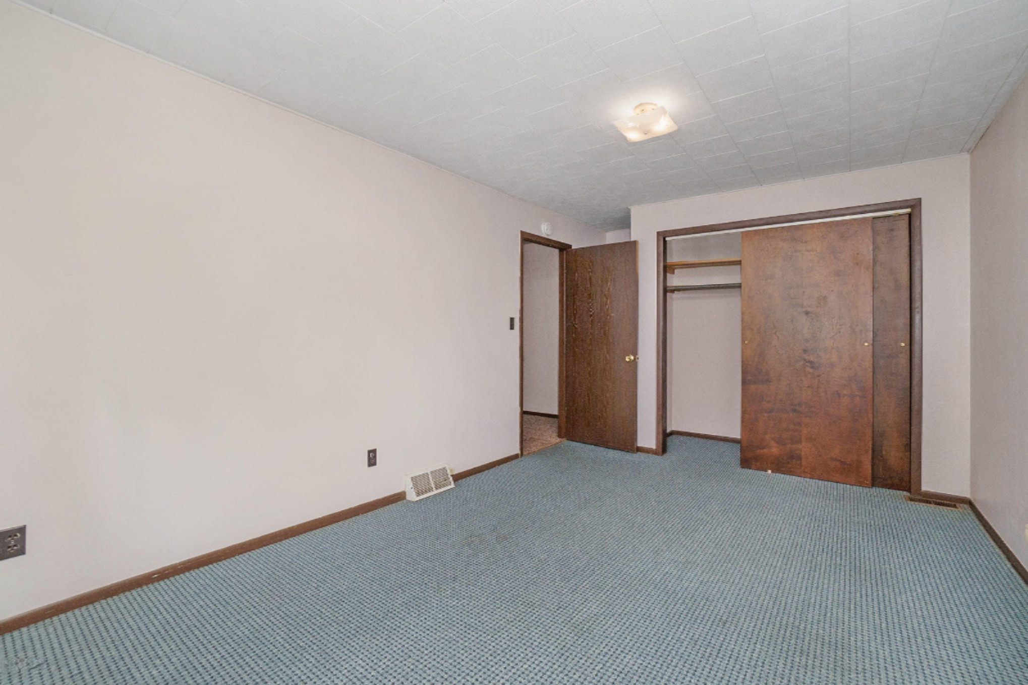 705 Spring Street Three Rivers, MI 49093 - Photo 16 of 20 DNG-705-SPRING-ST_31