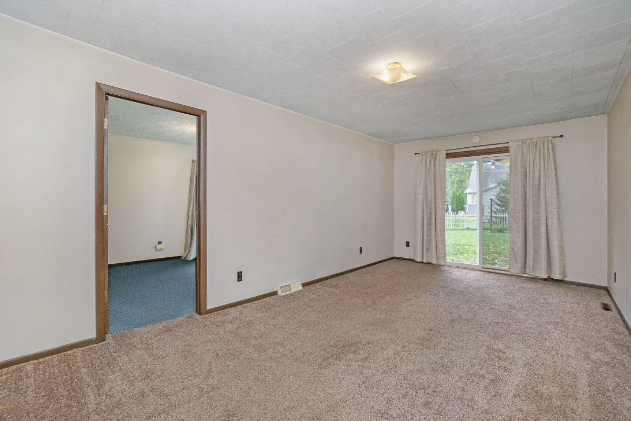 705 Spring Street Three Rivers, MI 49093 - Photo 4 of 20 DNG-705-SPRING-ST_25