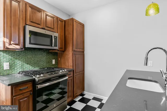 $2,100 | 1120 O'Neil Street, Philadelphia, PA 19123