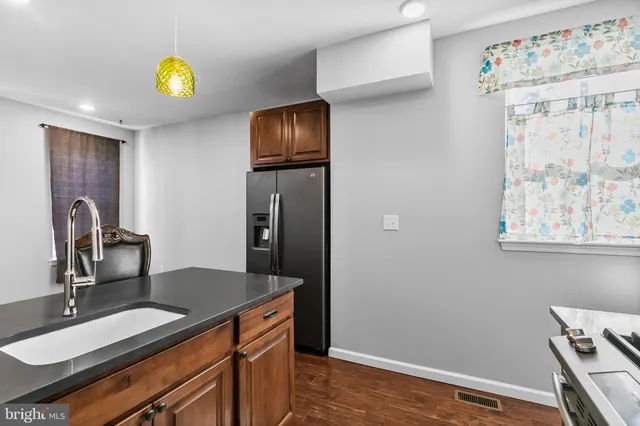 $2,100 | 1120 O'Neil Street, Philadelphia, PA 19123